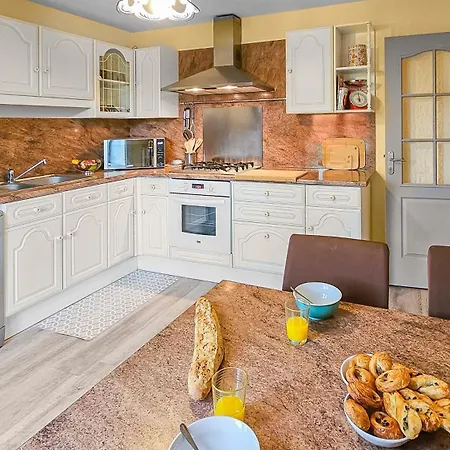 Cousinades And Xxl Family, Terrace Merville-Franceville-Plage