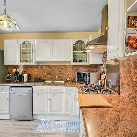 Cousinades And Xxl Family, Terrace *