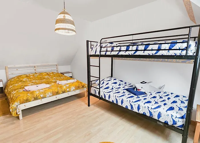 Cousinades And Xxl Family, Terrace